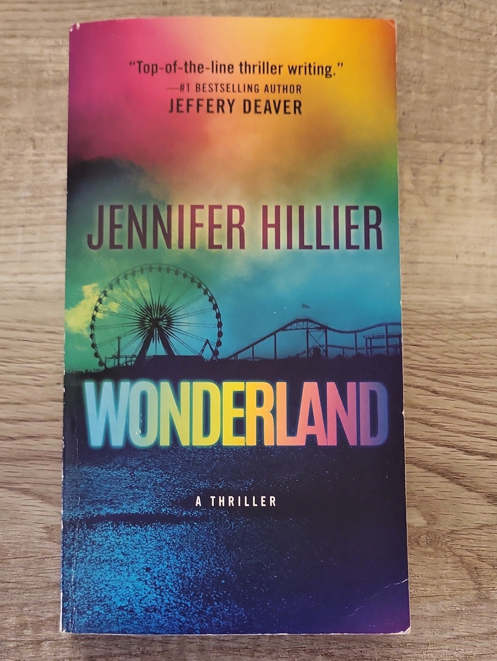 3/$18! Wonderland - Paperback Thriller